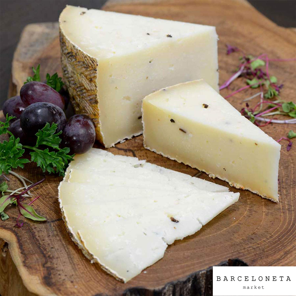 Sheep's milk cheese with White Truffle cut by hand | Queso de oveja con trufa 3kg